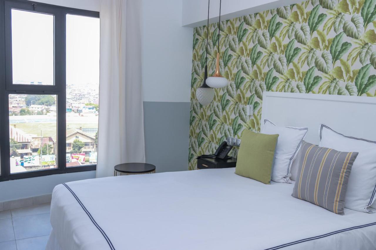 เลอ เซนเทล โฮเต็ลแอนด์สปา Hotel อันตานานารีโว ภายนอก รูปภาพ